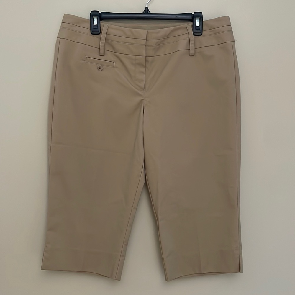 * NWT * ZAC & RACHEL Slim Crop Pant